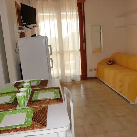 Embrace The Life In Our Functional 아파트 비비오네