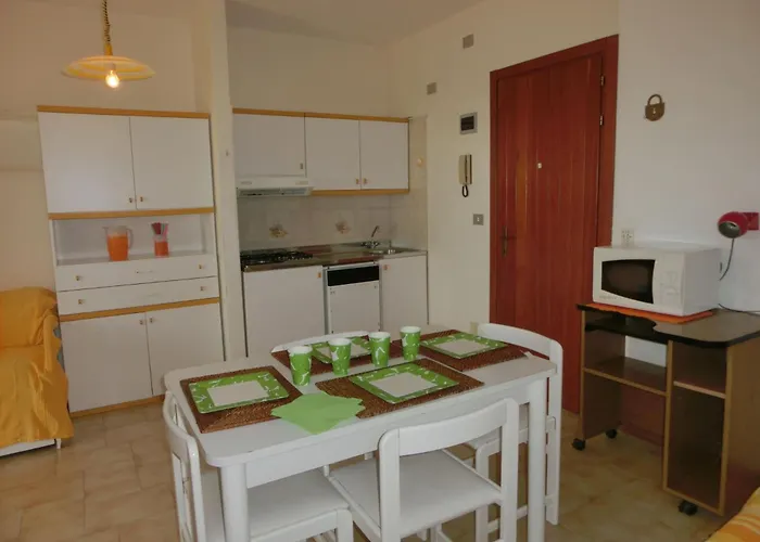 Embrace The Life In Our Functional Apartman Bibione